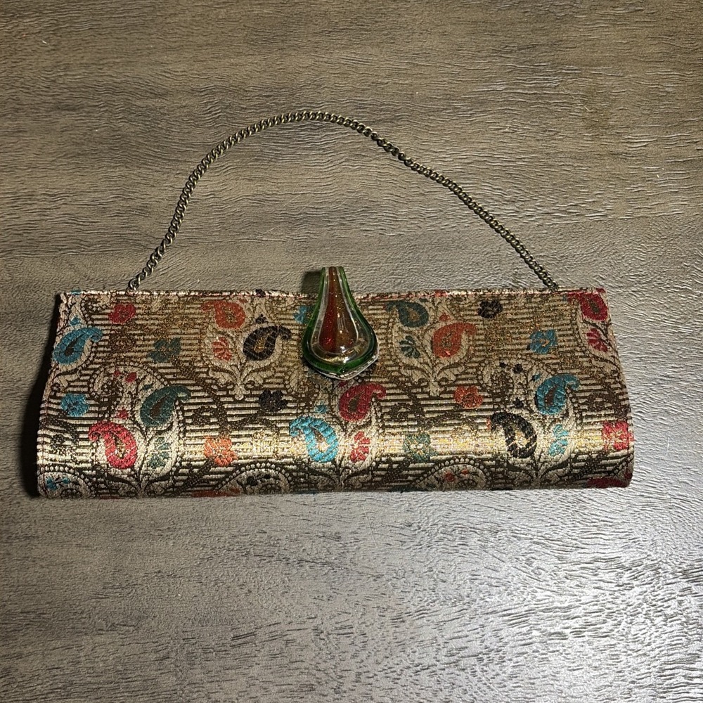 Vtg Gold Toned Brocade Clutch Paisley Floral Glass Clasp Chain Strap
